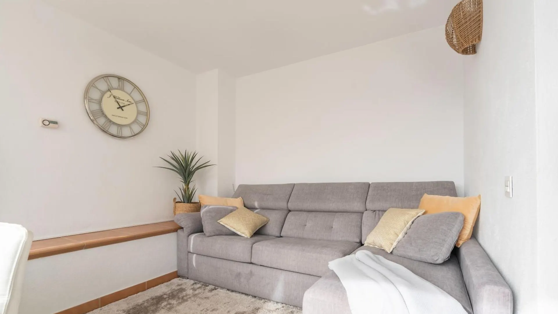 Cortijo Del Mar Penthouse Apartment Estepona