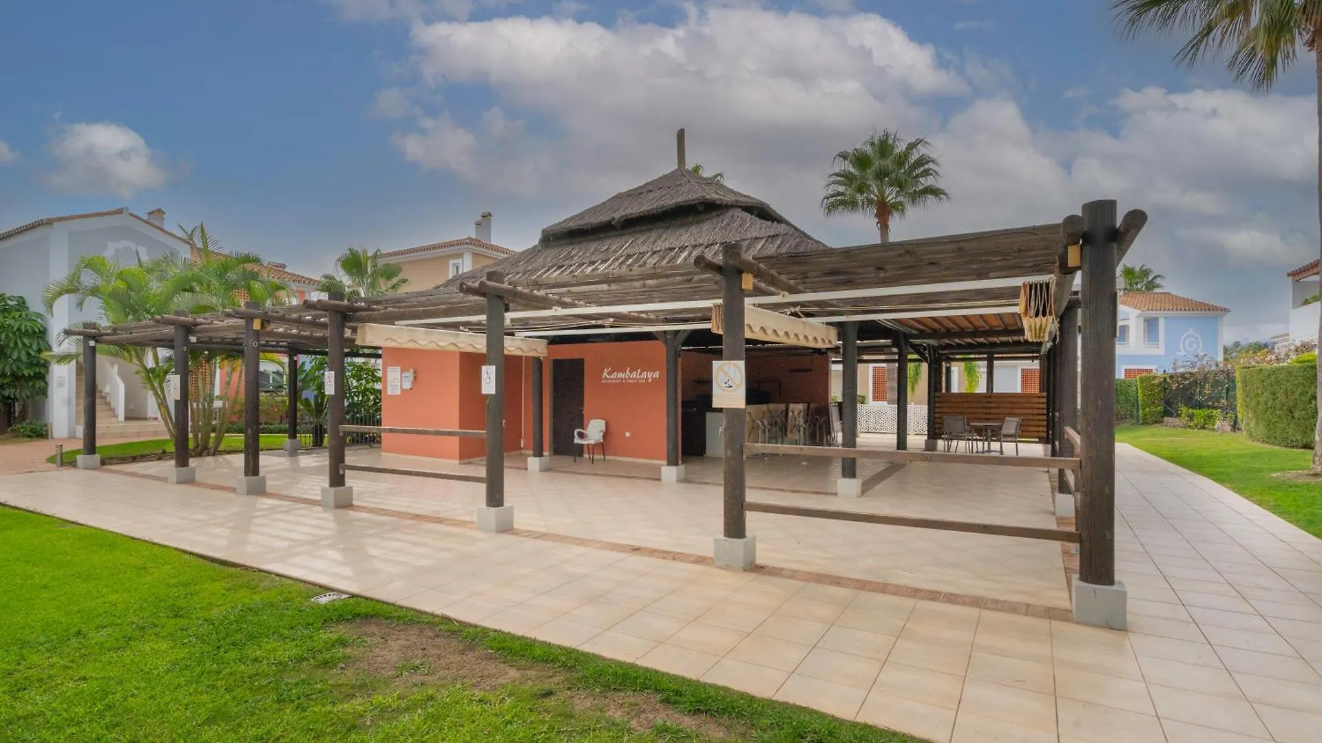 Cortijo Del Mar Penthouse Apartment Estepona