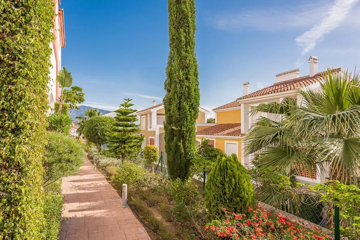 Cortijo Del Mar Penthouse Apartment Estepona