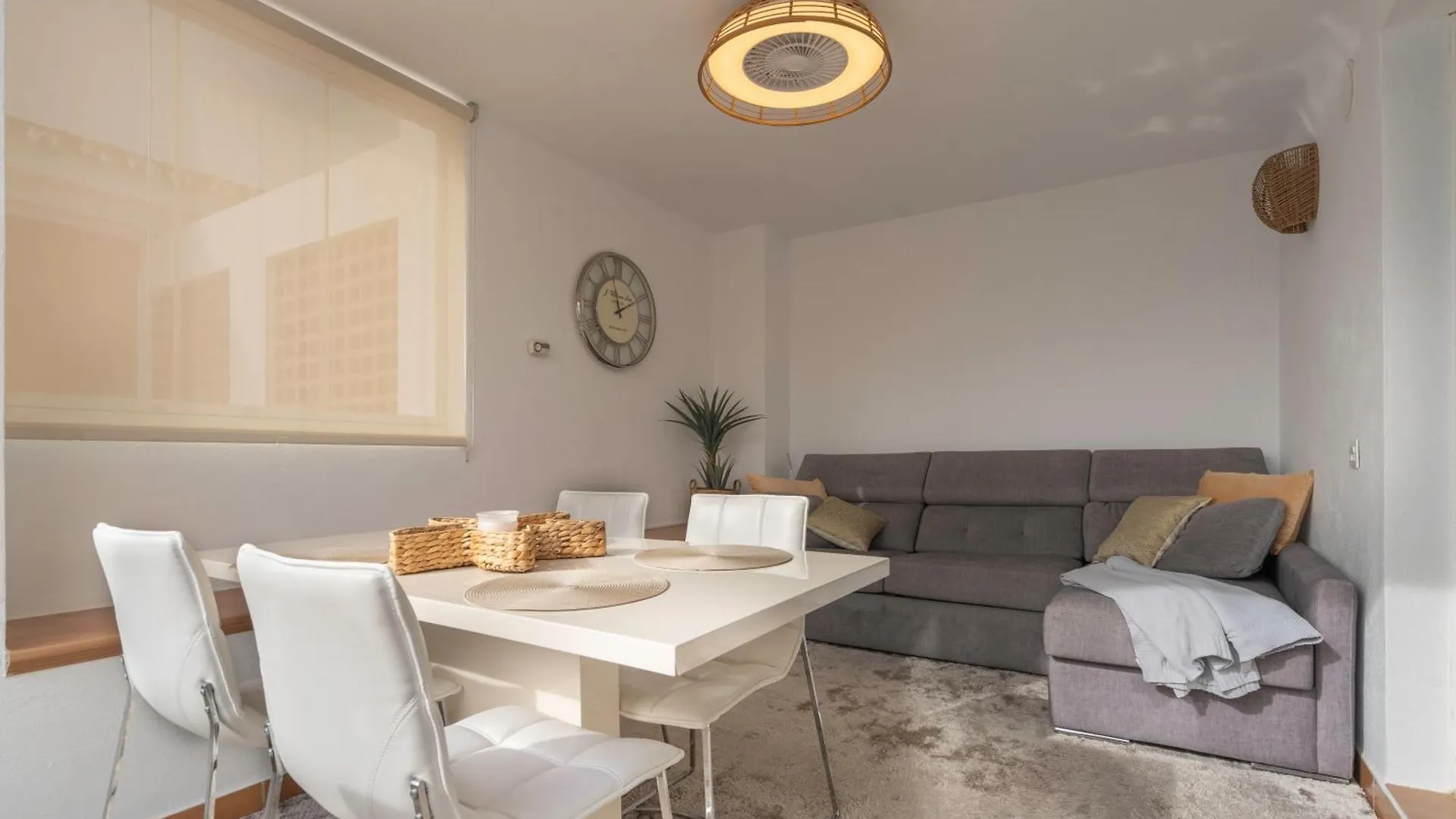 Cortijo Del Mar Penthouse Apartment Estepona 0*,